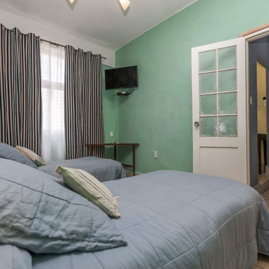 Venta de apartamento en el Vedado. (Julia) - 3/10