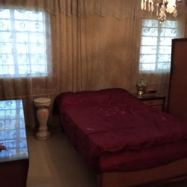 Vendo Linda Casa de construcción capitalista + Apartamento. Frente a calle. Placa libre. Residencial Aldabó. Boyeros. - 6/10