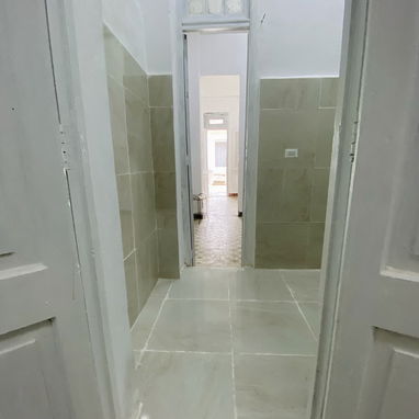 VENDO APARTAMENTO EN BAJOS · VEDADO - 6/9