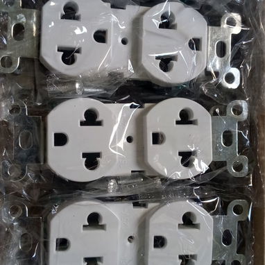 Oferta Especial y Limitada: TOMA CORRIENTES UNIVERSALES  🔌⚡. - 2/3
