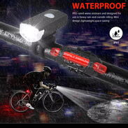 Kit de Luces de Bicicleta Delantera y Trasera Recargables y Resistentes al Agua /Nuevos y Sellados - Img 45474429