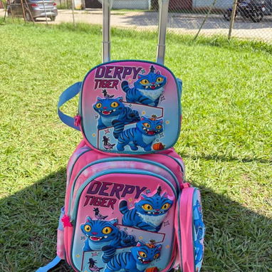 🎒 Mochilas con ruedas y sin ruedas para todas las edades serv de mensajería disponible en Ciudad Habana - Img 124278602