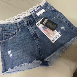 Shores de mujer talla S quizás M nuevos con etiqueta - Img 125944853