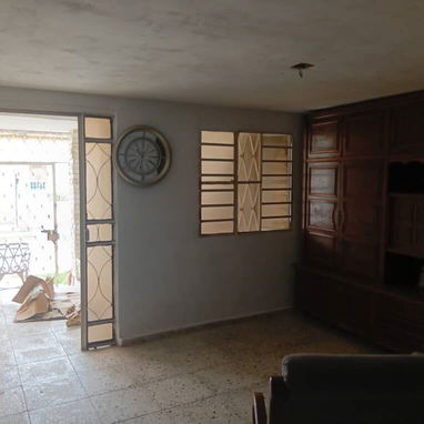 Se vende casa en el Lawton totalmente vacía - 7/10