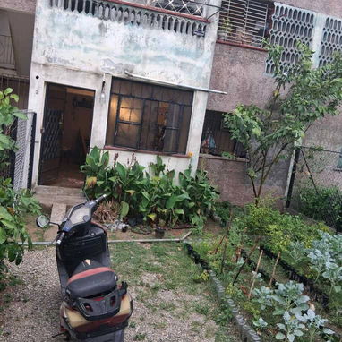 🏠Casa en venta en el Casino Deportivo. Se deja con moto eléctrica,nauta hogar y ecoflow.Cuenta con 3 habitaciones - Img 122161525