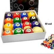 Bolas de billar en su caja - Img 56604606
