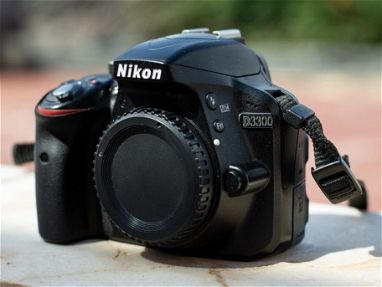 Nikon D3300 como nueva con accesorios 56274814 - Img 70981490