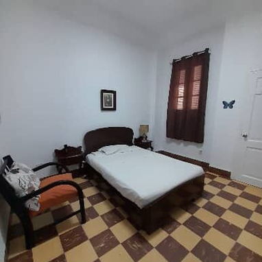 Apto en zona turistica de la Habana Vieja-2do nivel-71 m²- construido 1946-edificio y propiedad en perfecto estado - 3/10