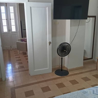 : RENTO APTO LUJO HABANA VIEJA | VISTA CAPITOLIO | WIFI LIBRE | 2 PERS | ASCENSOR | 35 USD/EUR DIARIO | IDEAL EJECUTIVOS - Img 120164988