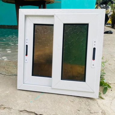 Todo en aluminio con cristal 🪟 - 4/10
