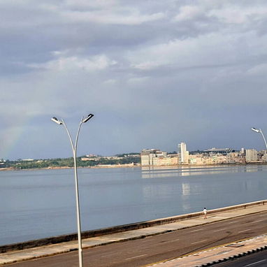 VENTA O PERMUTA DE AMPLIO APARTAMENTO CAPITALISTA CON VISTAS AL MAR - Img 121204160