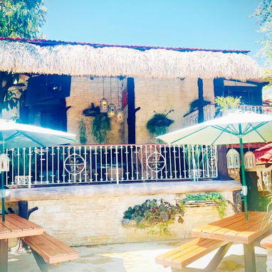 🏊🏻‍♀️ Pasadías y Pasanoches en Fontanar, Boyeros. ✨ Tiene un cañón de espuma.🍗 Ofertas gastronómicas. 📱+5355149761 - 4/8