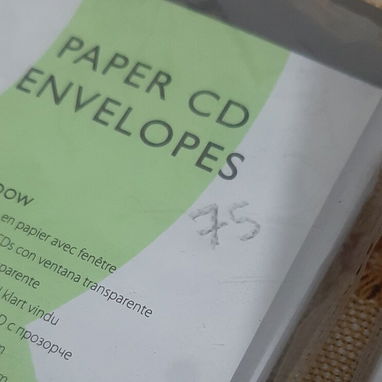 SE VENDEN ESTUCHE Y SOBRE PARA GUARDAR DVD, CD, - Img 123165601