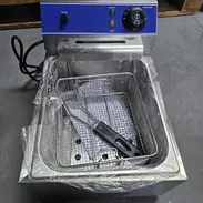 ✅️FREIDORAS DE 10L / 220V / 3.000 WATTS ( PARA USO PROFESIONAL/ NUEVAS EN SU CAJA 📦 - Img 50946384