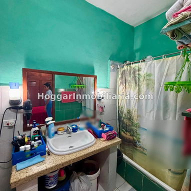 GG-168 ¡ESPECTACULAR CASA INDEPENDIENTE DE 3 CUARTOS CON GARAJE Y PATIO EN PÁRRAGA! (SISTEMA ELÉCTRICO NUEVO Y CISTERNA) - 8/10