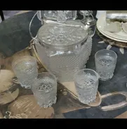Vendo Hielera vintage de cristal con vasos - Img 49564595