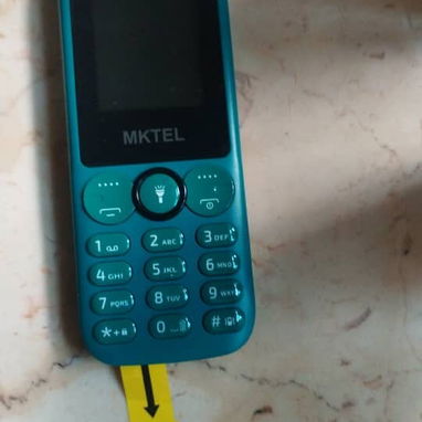 Celular de Teclas Gama Baja - Img 122800033