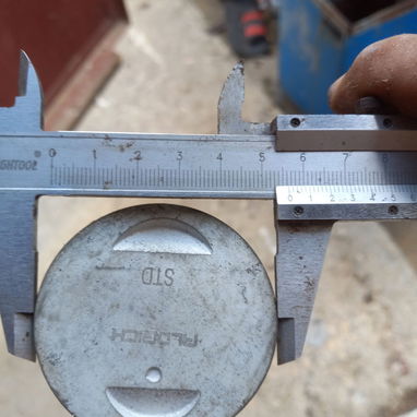 Piezas para GN 125 cabezota y pistón  con aros. - 2/5