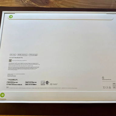Apple MaBook Pro chip 16GB memory 1TB storage - Img 122798221