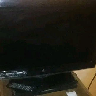 Vendo tv led Westinghouse y caja decoficadora Konka de uso en buen estado - Img 125904357