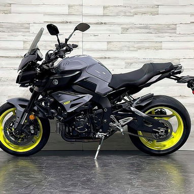 2017 Yamaha FZ-10 - 2/2