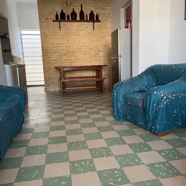Se renta apartamento en 48 y 9na Playa. De 2 cuartos con Ecoflow. - 3/9