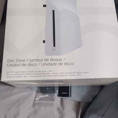 Vendo ps5 pro con 2 mandos - Img 124000321