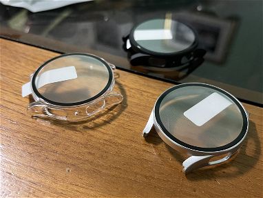 Protector Smart Watch Samsung 40/44/45/46/47mm Marcos solos y completos con mica de Cristal para la pantalla - Img 56591766