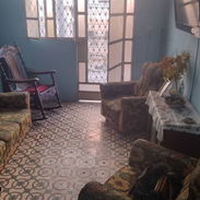 _CASA puerta 🚪 calle (5 escalones de la acera) de 2 niveles ( Placa intermedia )_ - Img 55098217
