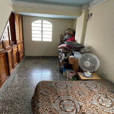 Se vende casa de 3 pisos en calzada luyanohecha completa nueva 58275096 ajustable con dinero en mano con cosas o vacía - Img 114857601