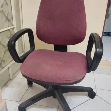 Vendo computadora entera lista para usar. Mas silla de computadora. 200 usd todo. 53583761 - Img 110182447