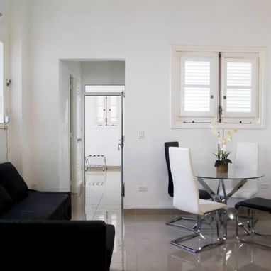 🚖 Apartamento de 1 Habitación en Centro Habana con Hermosas Vistas al Malecón (Generador eléctrico) REF 1417 - Img 109995841