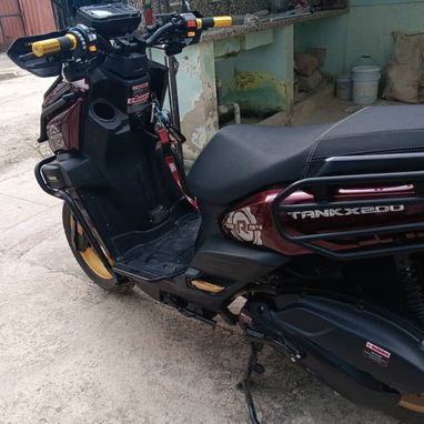 🚨Vendo TANK PRO X200 2025 solo 900 km recorridos... - 8/9