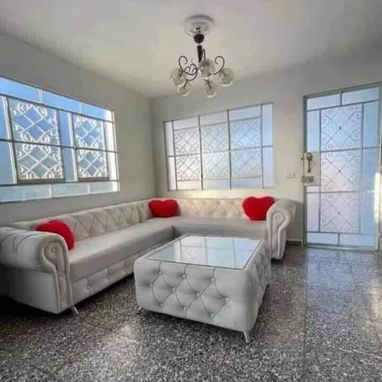 Muebles J&J - 7/10