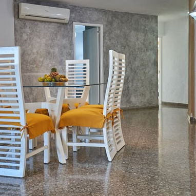 En La Habana, Cuba 1 dormitorio, 2 camas, 2 baños - Img 123269051