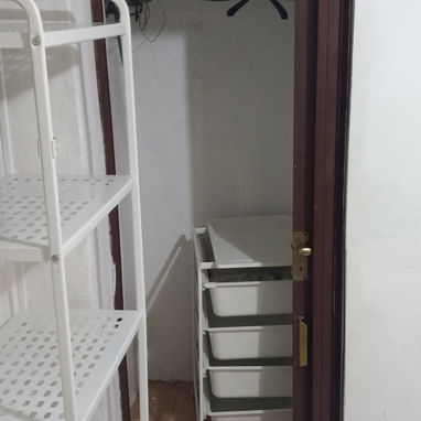 Renta lineal de habitación sólo a estudiantes y residentes cerca de los hospitales Fajardo y Calixto - Img 114010517
