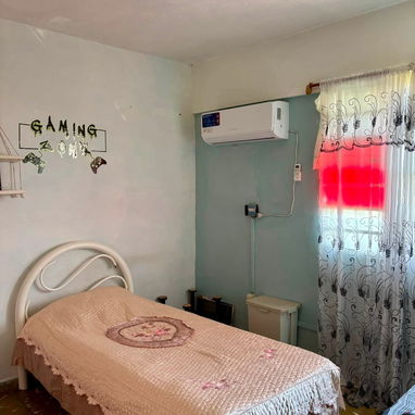 LLEGAR Y VIVIR EN VÍBORA PARK POR 11500! APARTAMENTO DE 2 CUARTOS CASI TOTALMENTE AMUEBLADO Y EQUIPADO !!! - 4/5