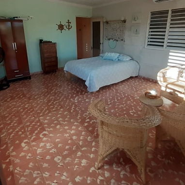 Casa en Venta a 2 Cuadras de la Playa de Boca De Camarioca en Varadero - Img 125096662
