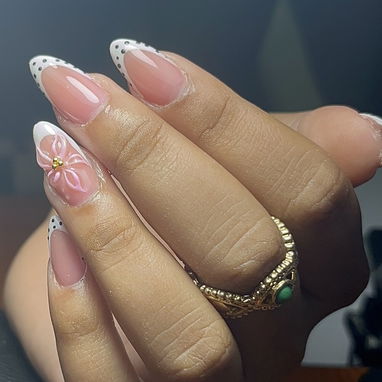 Extensiones de Pestañas y Manicura - 6/6