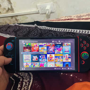 Nintendo Switch oled con todos sus accesorios - 4/4