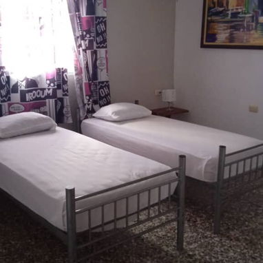 COD.Z 🏡✨ ¡Alquiler de Hostal en Cienfuegos! - 4/6