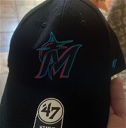 Vendo o cambio gorra de los marlin de miami - Img 45712397