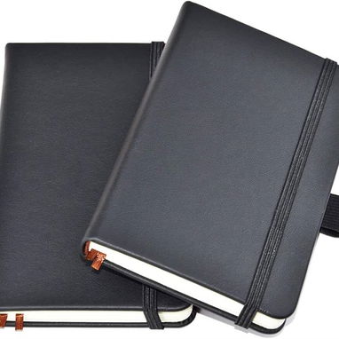 Agenda pequeña  -Medida: A5 -Disponibilidad de colores: negro, gris, rosado -Hojas rayadas - 2/5