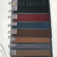 Alfombra de Entrada “Bienvenido” – 45 × 75 cm 💰15 USD. Dale una mejor bienvenida a tu hogar con una alfombra práctica - Img 57999496