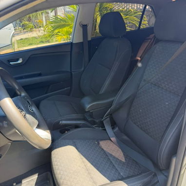 Kia Rio 2019 (conversión a 2019) - 5/5