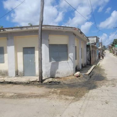 Casa en zona céntrica de Guanabacoa - Img 126031665