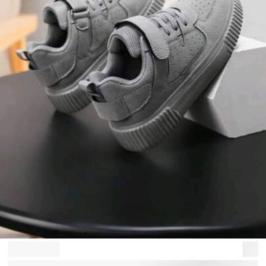 Zapatos de niños - Img 126692843