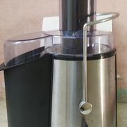 Vendo Juguera, Vaporera-Arrocera electrica, brazo para puertas, zapatera calzado femenino, ordenador para clóset - Img 57895662