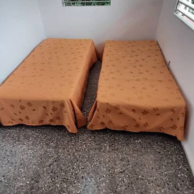 Rento en Nuevo Vedado Casa de 2 Habitaciones - 10/10