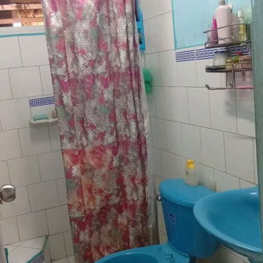 Apartamento de 2 Cuartos en 3er Piso en Edificio Micro Atípico cerca de Santa Catalina y Vento !!! - Img 107127751